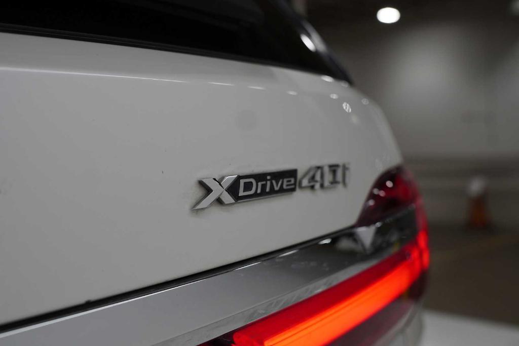used 2022 BMW X7 car, priced at $56,287