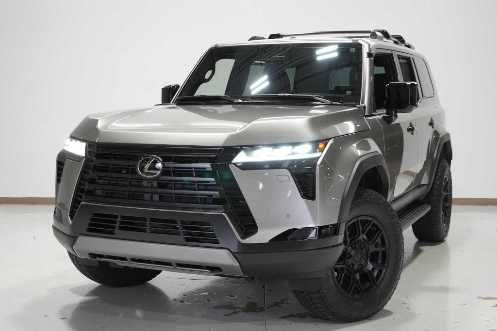 used 2025 Lexus GX 550 car, priced at $98,988