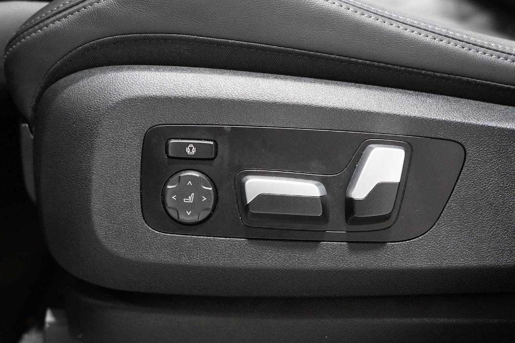 used 2023 BMW X5 car, priced at $44,287