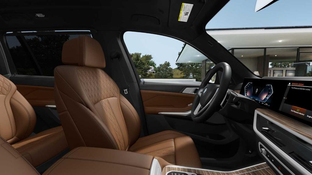 new 2026 BMW X7 car, priced at $101,925