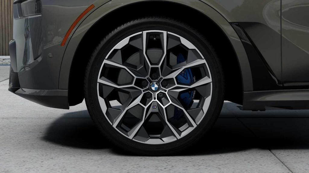 new 2026 BMW X7 car, priced at $104,895