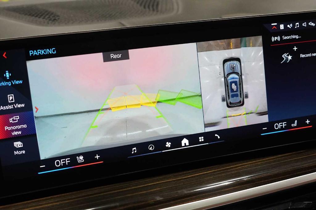 used 2024 BMW X7 car, priced at $91,487