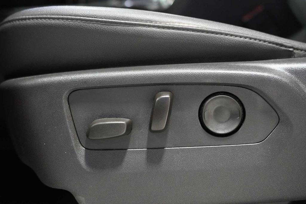 used 2024 Chevrolet Silverado 1500 car, priced at $48,988