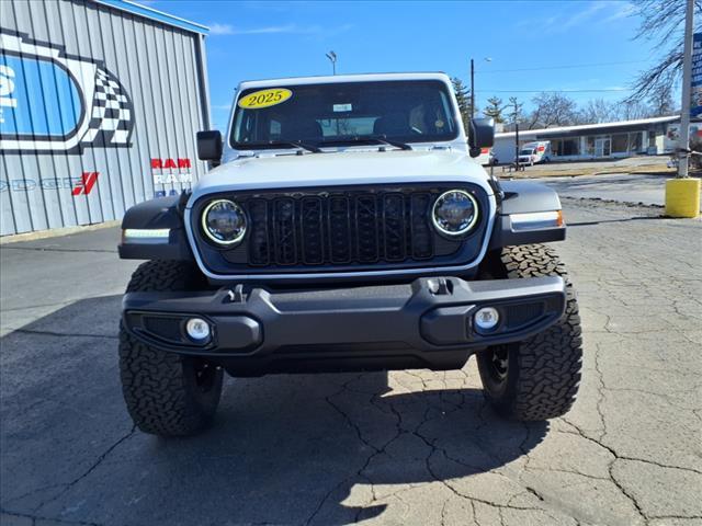 new 2025 Jeep Wrangler car, priced at $60,070