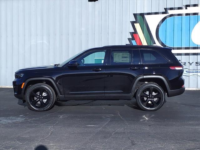 new 2025 Jeep Grand Cherokee car, priced at $48,670