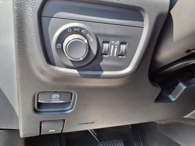new 2025 Jeep Grand Cherokee car, priced at $45,263