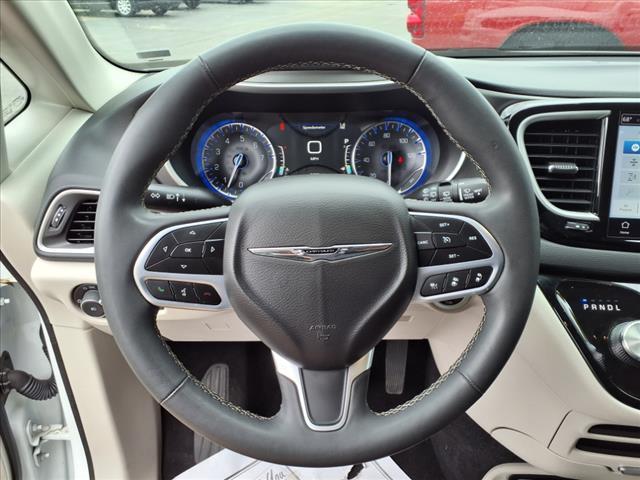 used 2023 Chrysler Pacifica car, priced at $25,995