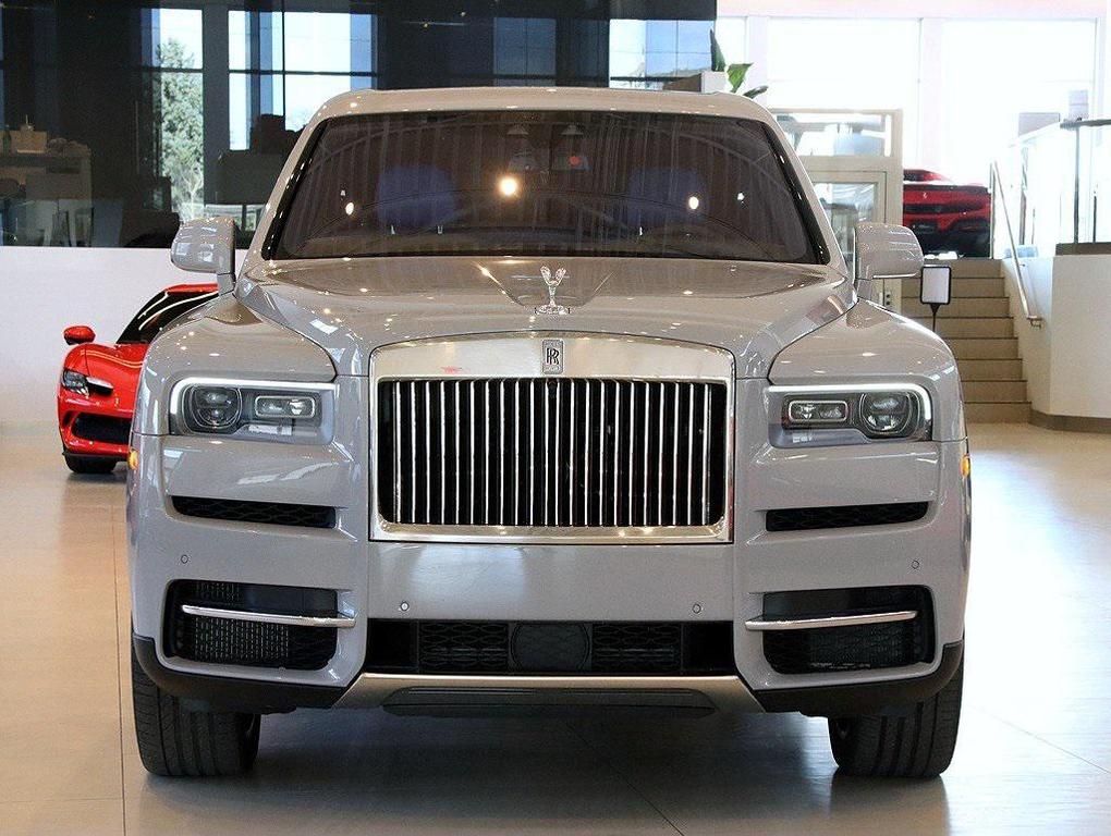 used 2023 Rolls-Royce Cullinan car, priced at $329,999