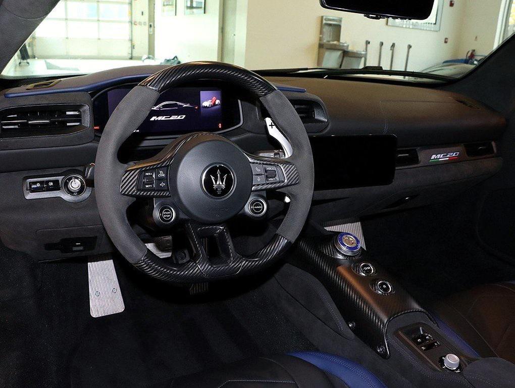 used 2022 Maserati MC20 car, priced at $179,999