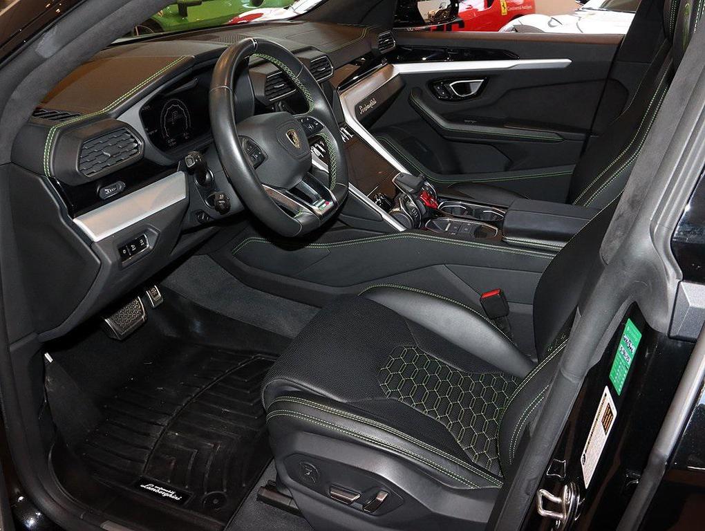 used 2019 Lamborghini Urus car, priced at $179,999