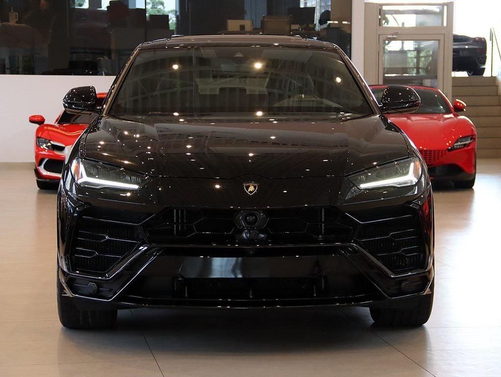 used 2019 Lamborghini Urus car, priced at $179,999