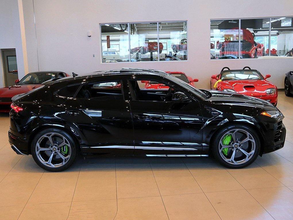 used 2019 Lamborghini Urus car, priced at $179,999