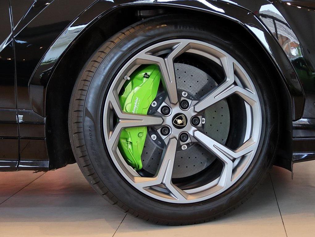 used 2019 Lamborghini Urus car, priced at $179,999