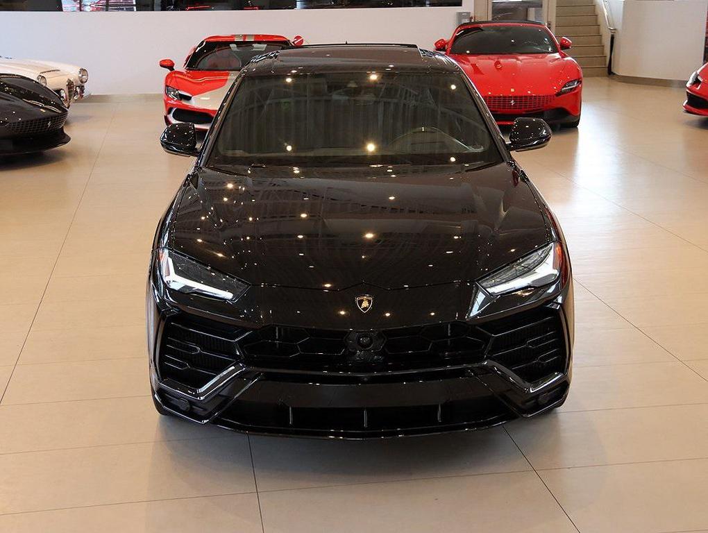 used 2019 Lamborghini Urus car, priced at $179,999