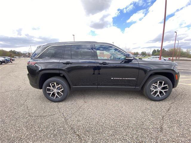 new 2025 Jeep Grand Cherokee car, priced at $40,741