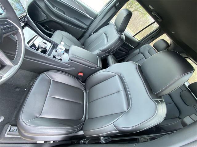 new 2025 Jeep Grand Cherokee car, priced at $40,741
