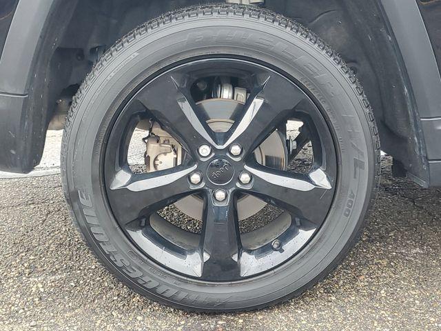 used 2023 Jeep Grand Cherokee car, priced at $34,150