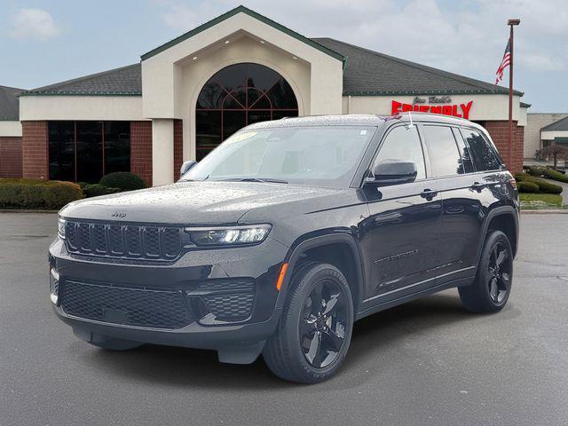 used 2023 Jeep Grand Cherokee car, priced at $34,150