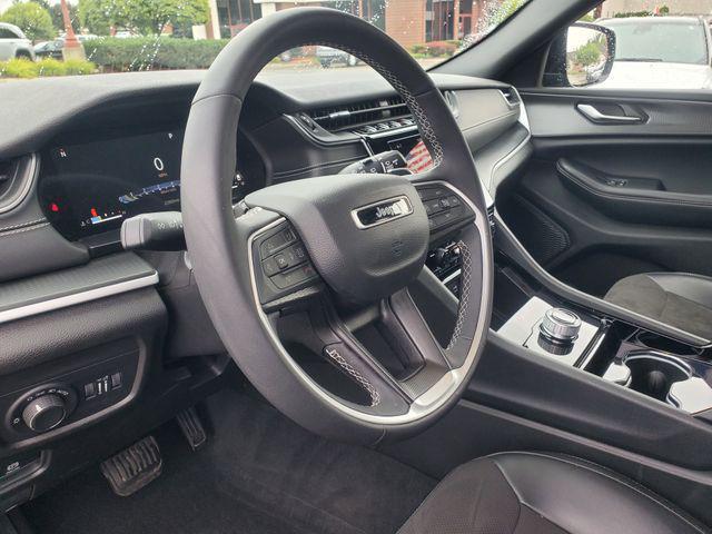 used 2023 Jeep Grand Cherokee car, priced at $34,150