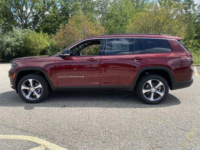 new 2024 Jeep Grand Cherokee L car, priced at $46,051