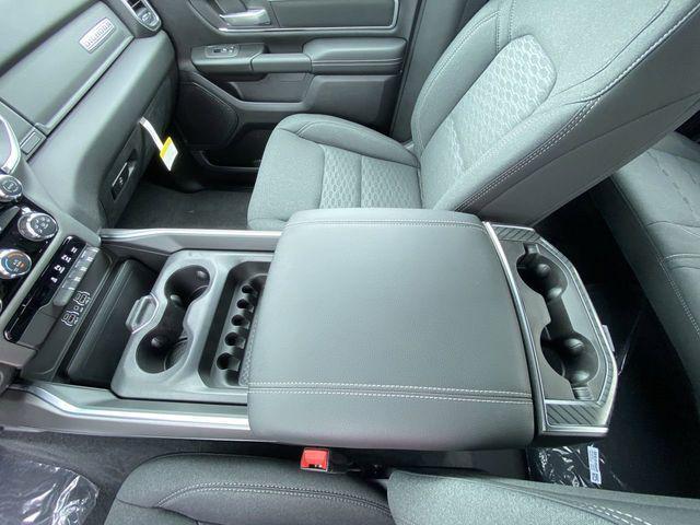 new 2025 Ram 1500 car, priced at $47,832