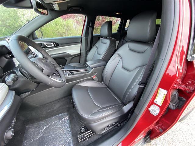 new 2025 Jeep Compass car, priced at $32,605