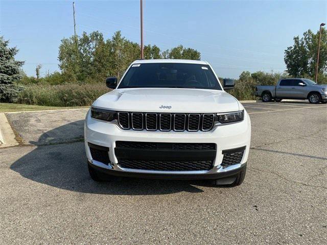 new 2024 Jeep Grand Cherokee L car, priced at $37,270