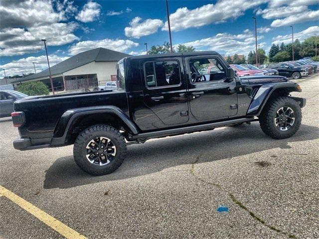 new 2024 Jeep Gladiator car, priced at $50,094