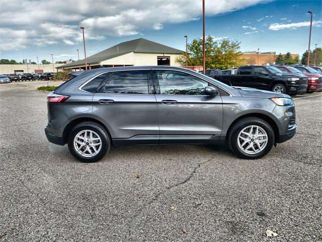 used 2024 Ford Edge car, priced at $30,000