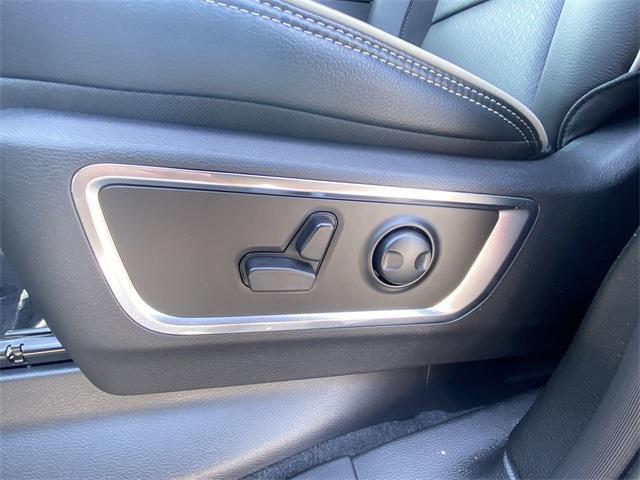new 2025 Ram 1500 car, priced at $59,790