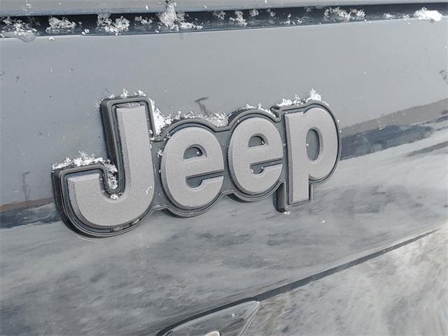 used 2016 Jeep Cherokee car, priced at $13,500