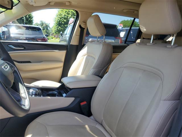 used 2021 Jeep Grand Cherokee L car, priced at $30,279