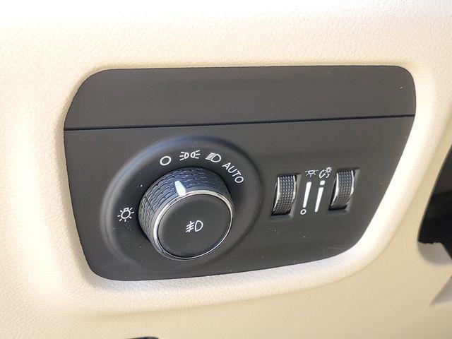 used 2021 Jeep Grand Cherokee L car, priced at $29,946
