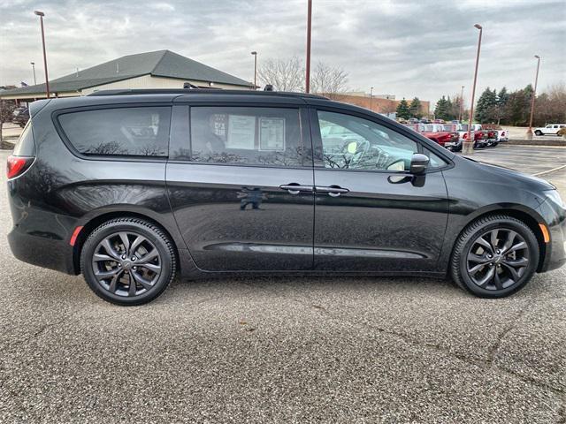 used 2019 Chrysler Pacifica car, priced at $24,000