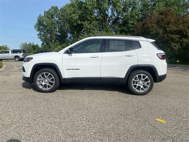 new 2024 Jeep Compass car, priced at $29,929