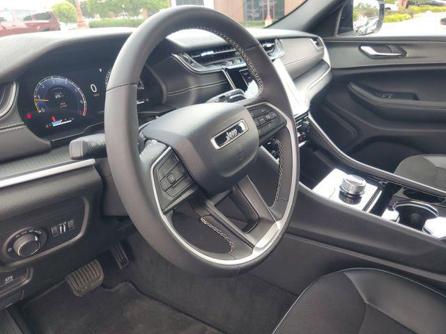 used 2023 Jeep Grand Cherokee car, priced at $34,839
