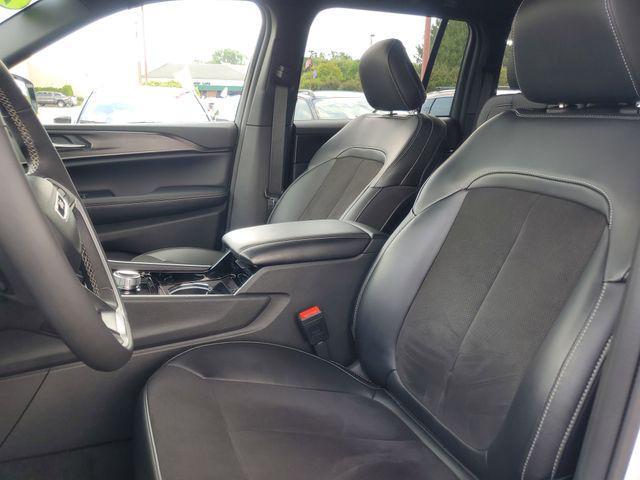 used 2023 Jeep Grand Cherokee car, priced at $34,839