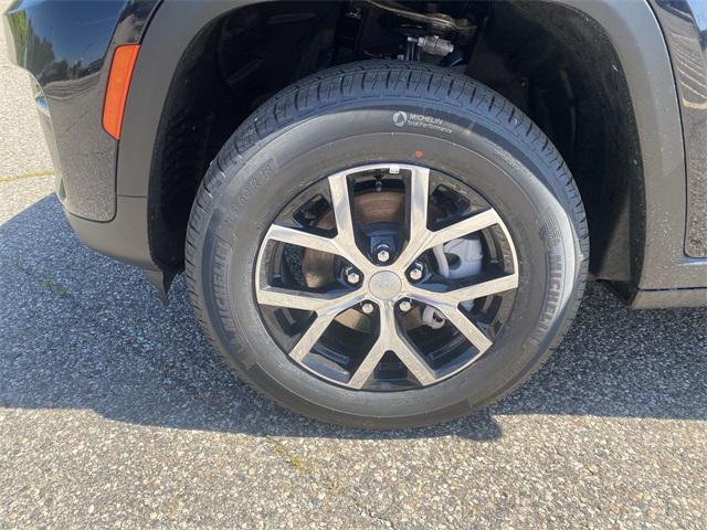 new 2024 Jeep Grand Cherokee car, priced at $38,468