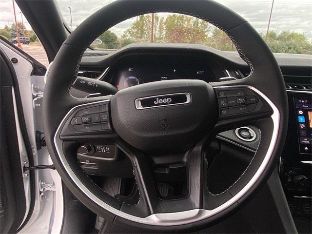 new 2024 Jeep Grand Cherokee car, priced at $39,215