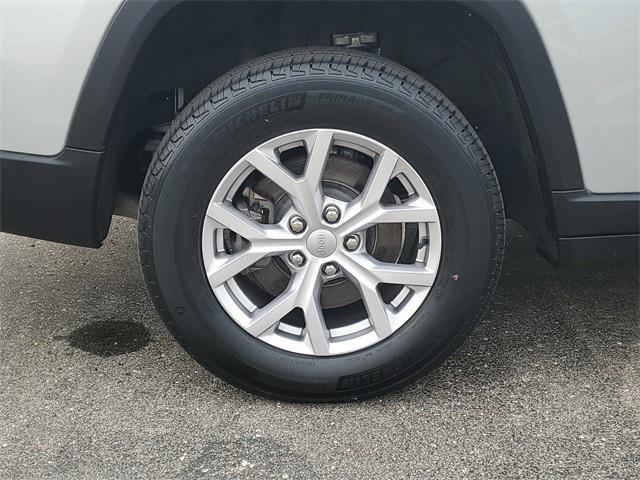 used 2021 Jeep Grand Cherokee L car, priced at $31,990