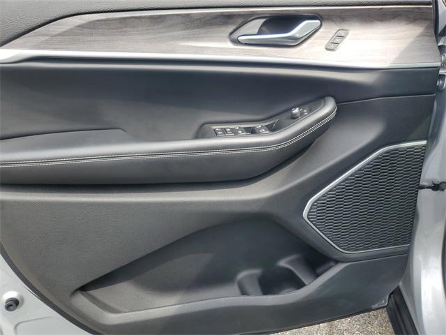 used 2021 Jeep Grand Cherokee L car, priced at $31,429