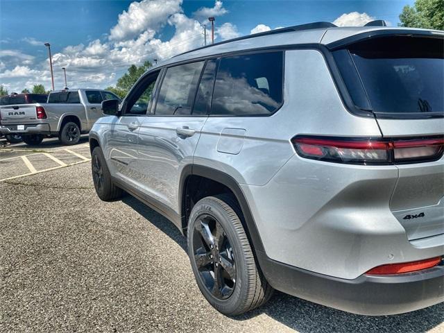 new 2024 Jeep Grand Cherokee L car, priced at $42,586