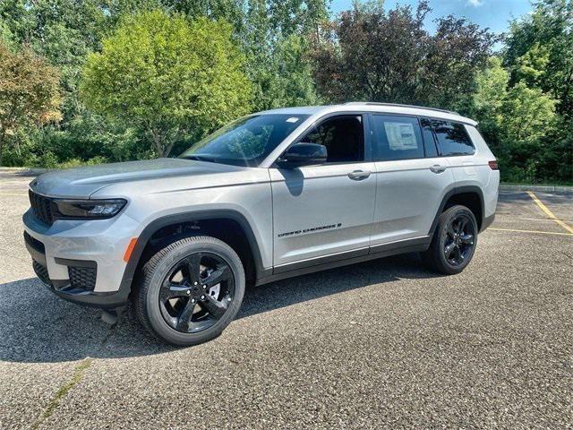 new 2024 Jeep Grand Cherokee L car, priced at $41,586