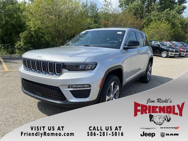 new 2024 Jeep Grand Cherokee car, priced at $41,954