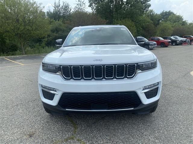 new 2024 Jeep Grand Cherokee car, priced at $40,200