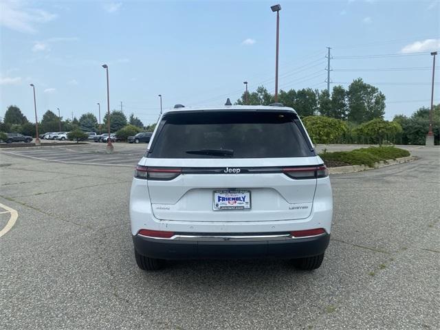 new 2024 Jeep Grand Cherokee car, priced at $40,200