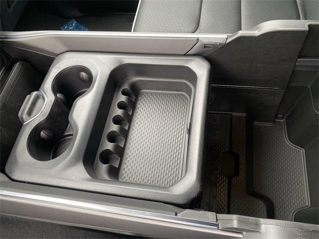 new 2025 Ram 1500 car, priced at $57,645