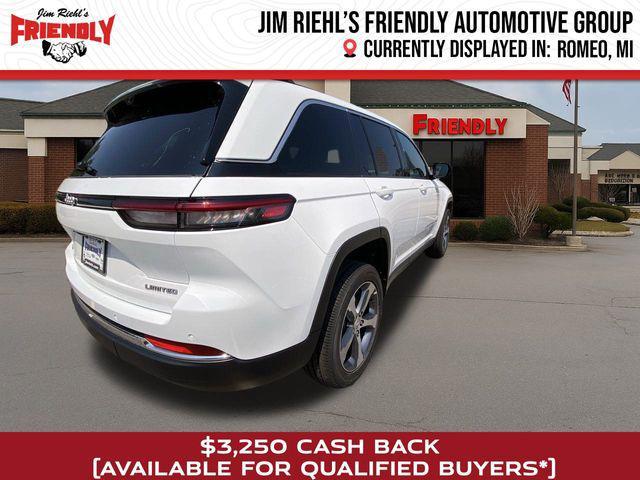 new 2025 Jeep Grand Cherokee car, priced at $45,742