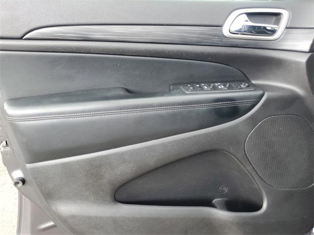 used 2020 Jeep Grand Cherokee car, priced at $20,995