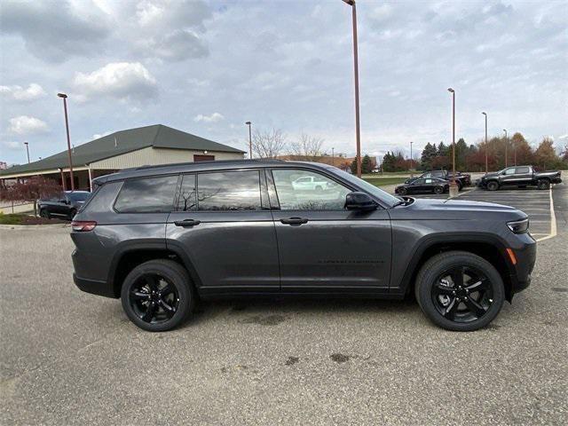 new 2024 Jeep Grand Cherokee L car, priced at $42,014